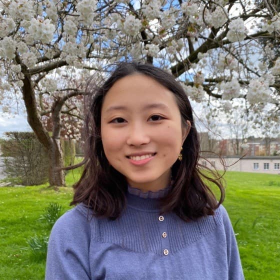 Cassie Dong headshot