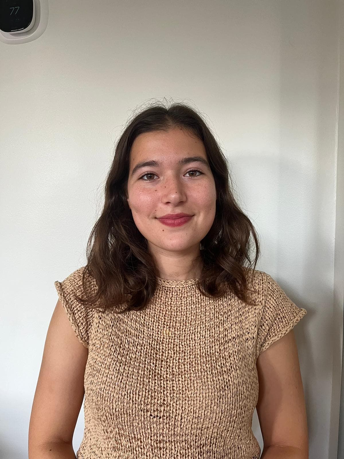 Defne Elbeyli headshot